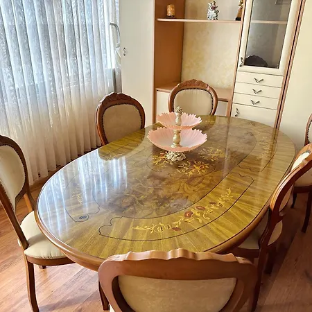 Ervin - 5 Min To Skenderbeg Square *